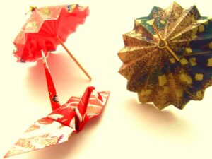 折り鶴、傘